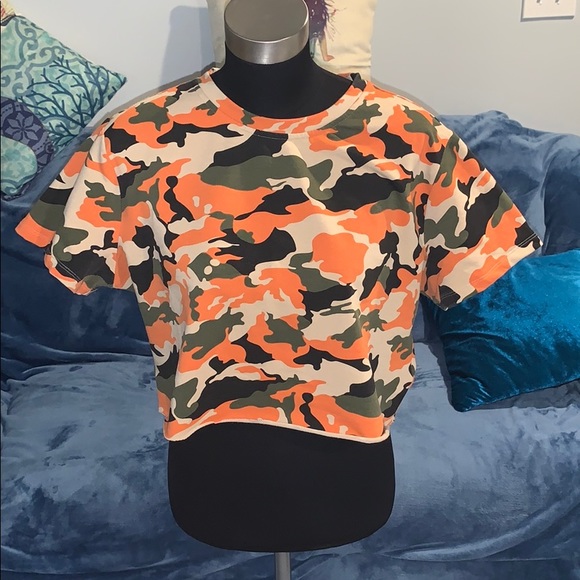 SUPERDOWN crop top - Picture 2 of 6